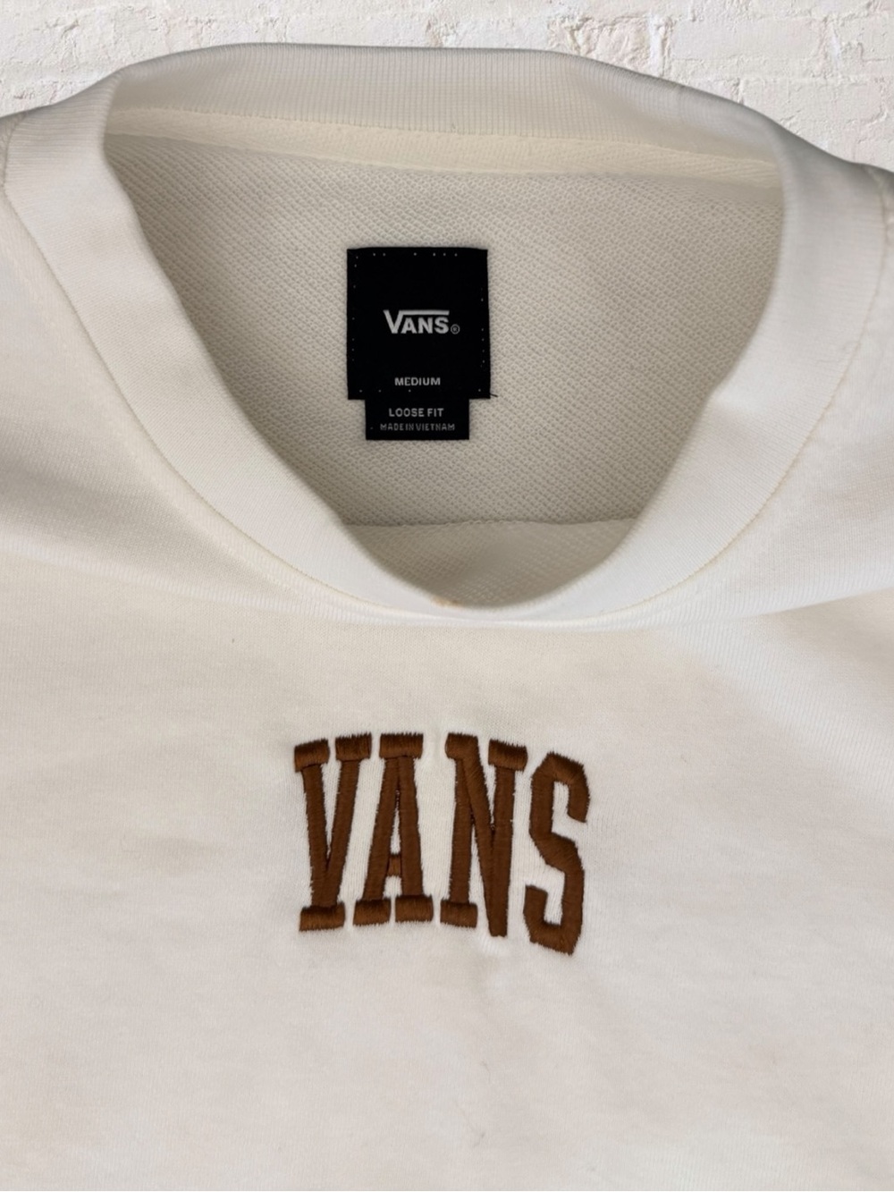 NWT Vans Arch Loose Crew Sweatshirt Marshmallow Cream Men’s Medium Skate - Picture 2 of 11